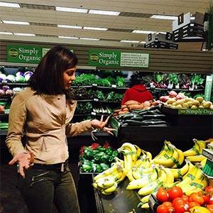 Priyanka Chopra goes grocery shopping!