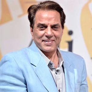 Dharmendra: Action has become artificial today