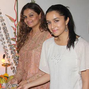 PIX: Shraddha Kapoor, Shilpa Shetty welcome Lord Ganesha