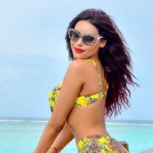 PIX: Bigg Boss' Gizele celebrates birthday in Maldives!