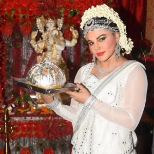 PIX: Rakhi celebrates Ganeshotsav with dance and dhol