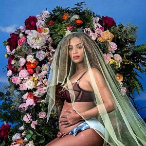 Beyonce expecting twins; Twitter explodes!