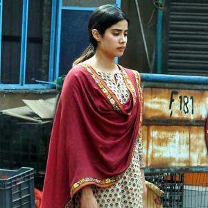 PIX: Janhvi shoots for Dhadak in Kolkata