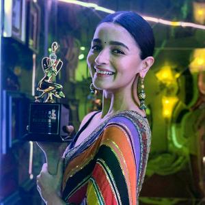 PIX: Alia, Sara, Bhumi win at Star Screen Awards