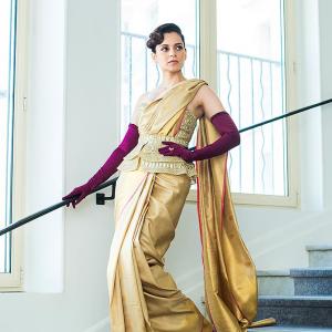 Cannes: Kangana gives the sari a hot twist!