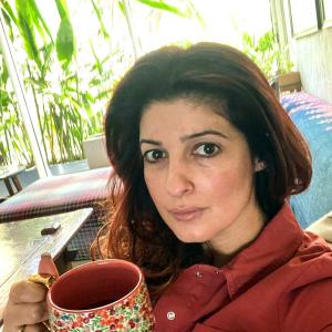 Have chai with Twinkle Khanna!