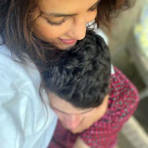 Priyanka Shares a BEAUTIFUL Moment