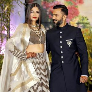 Bollywood's Beautiful Bombay Weddings