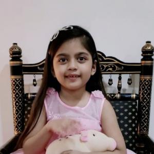Nysa Sings Her Favourite Lata Song