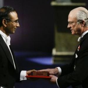 Prof Ramakrishnan receives Chemistry Nobel