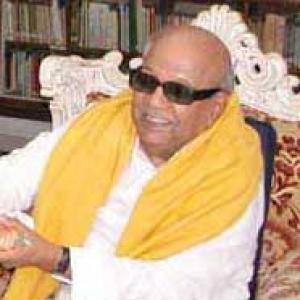 DMK chief Karunanidhi hints at retirement