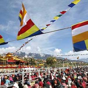 Arunachal bars media from covering Dalai Lama visit 
