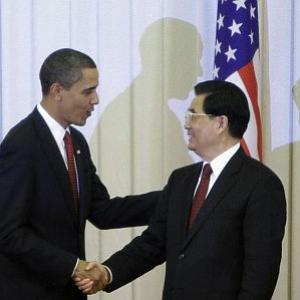 Obama, Hu discuss Indo-Pak ties, Dalai Lama