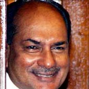 Antony arrives in China on four-day visit
