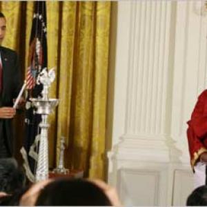 Pix: Obama celebrates Diwali in White House