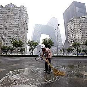 China's cheap labour force down by 3.45 mn in 2012