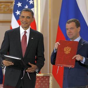 US, Russia ink landmark treaty to reduce nukes 
