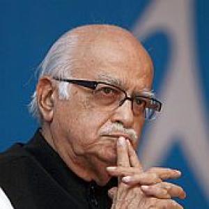 Advani on phone tapping row: 'Is Emergency back?'