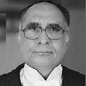Justice Kapadia replaces Balakrishnan as CJI
