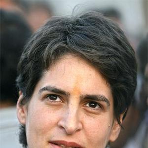 Only Priyanka can rescue party, say Cong protestors