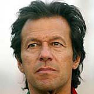 Imran Khan in favour of dialogue with Taliban