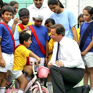 Britain for special ties with India: Cameron