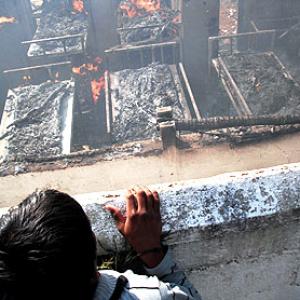 Nityananda's ashram in Karnataka set ablaze