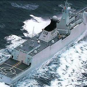 Pak test-fires missiles, torpedoes in Arabian Sea