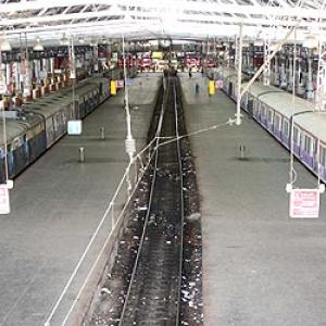 Pix:Train strike cripples Mumbai, lakhs stranded 