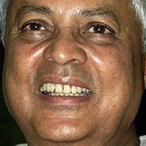 Ex-Fijian PM Mahendra Chaudhry out on bail