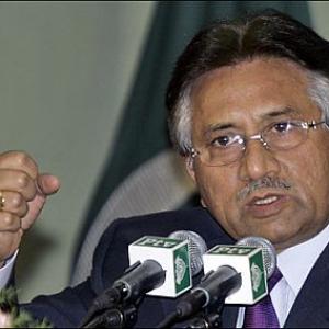 Musharraf rakes up Kashmir issue, says ISI trains terrorists