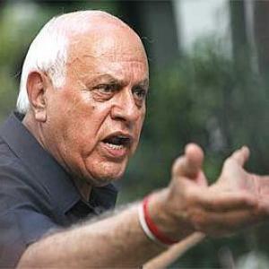 What kind of minister is Maken, asks Farooq