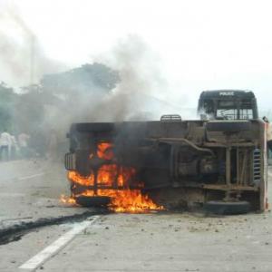 In PHOTOS: Bloodshed on the Mumbai-Pune expressway