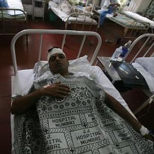 Chaos sets in at Mumbai's JJ Hospital after blasts 