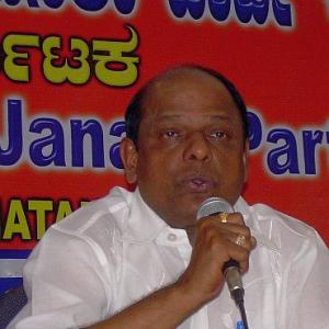 'BJP can't WIN in Karnataka without Yeddyurappa'