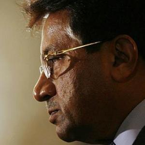 Musharraf goes 'the anti-India way' for Pak polls