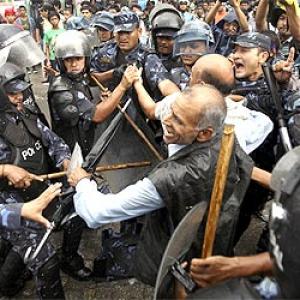 Nepalese cops cross border to take shelter in Indian posts