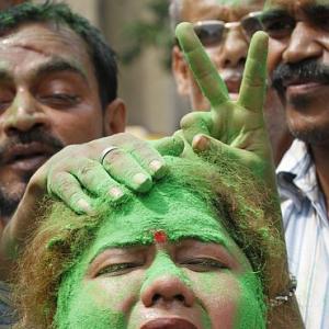 In PHOTOS: Mamata turns Bengal green