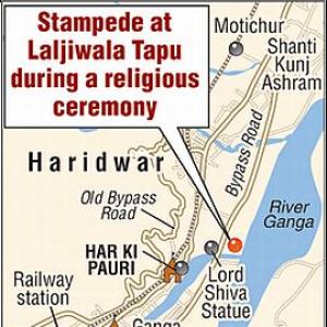 Stampede kills 16, injures 30 in Haridwar