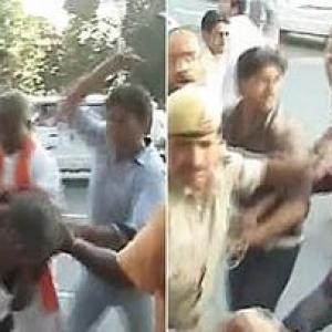 Ram Sene activists beat up Anna Hazare supporters