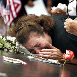 IMAGES: Tears and tributes at Ground Zero 