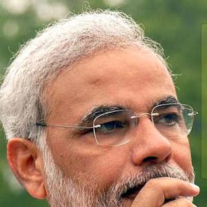 Modi to have 'small and compact' Cabinet; meetings on