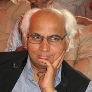 Cash-for-votes: Former Advani aide Kulkarni sent to Tihar 
