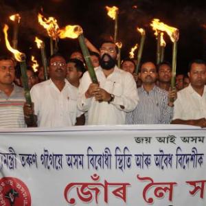 Students' union protest Assam CM's comment on migrants
