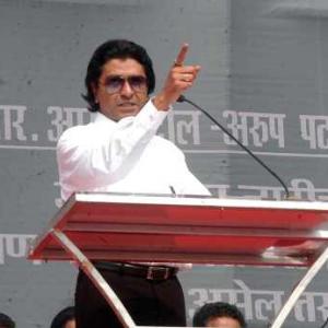 Pix: At Mumbai rally, Raj asks R R Patil, top cop to quit