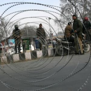 Srinagar affected by shutdown, JKLF leaders held