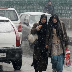 PIX: Fresh snowfall in Kashmir, national highway closed