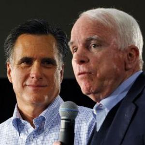 McCain backs Romney as Republican prez nomination