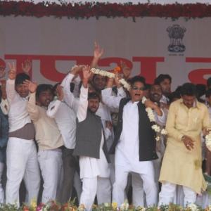 In PHOTOS: Akhilesh takes oath, SP members go berserk