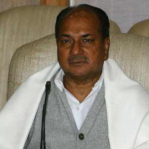 I asked army chief to act, he didn't: Antony on bribe row